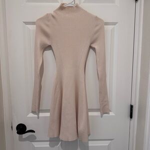 Elegant Cream Long-Sleeve Dress